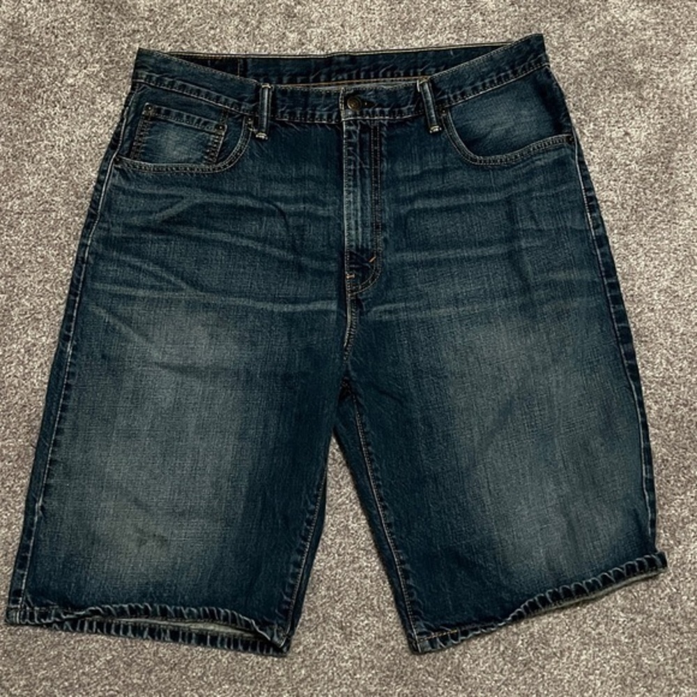 Levi’s 569 Jean Shorts Size 36
